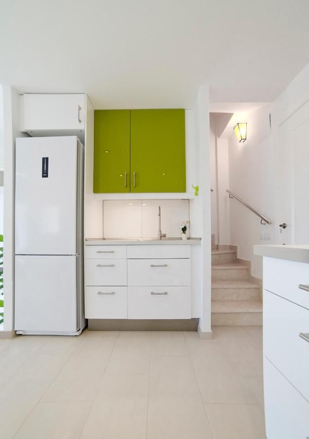 Tranquil Duplex In Sitges, Barcelona,Sea Views, Parking, Terrace Apartment Exterior photo