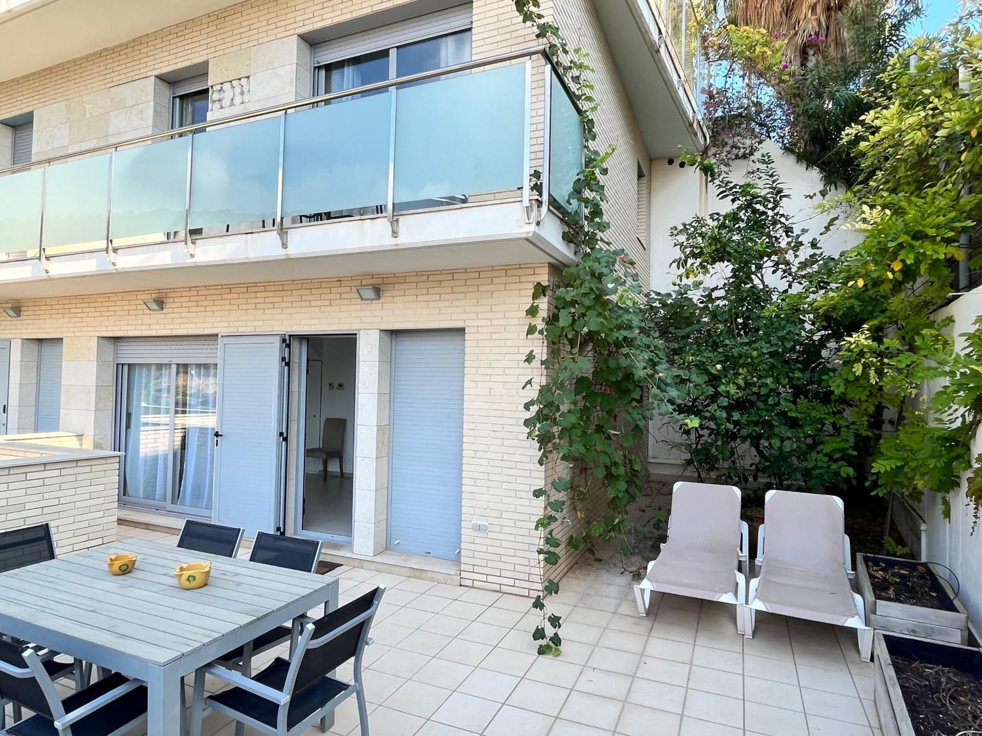 Tranquil Duplex In Sitges, Barcelona,Sea Views, Parking, Terrace Apartment Exterior photo